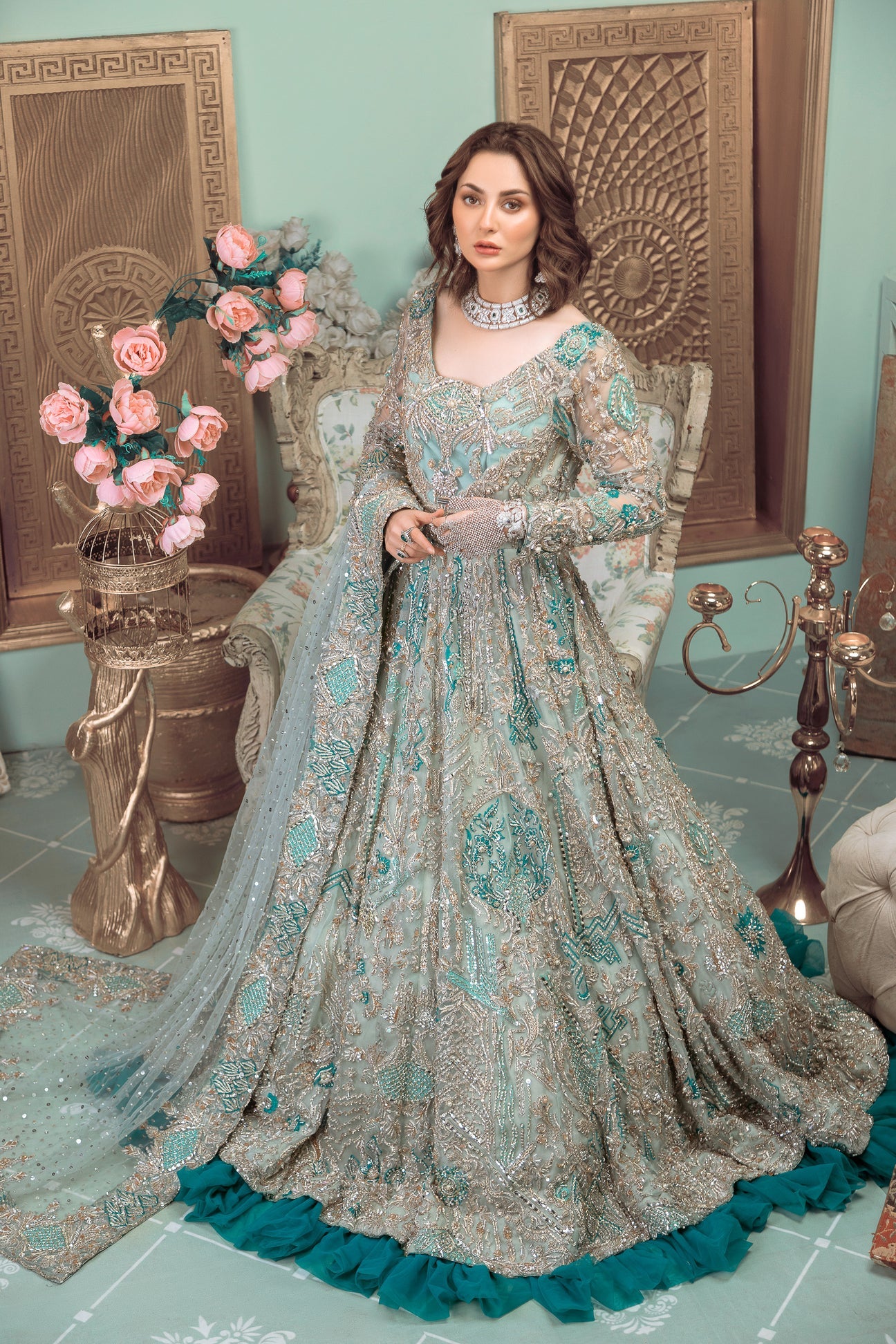 Woman Wedding Reception Dress , Pakistani Woman Wedding Dress , Indian Woman Bridal Lehenga Choli