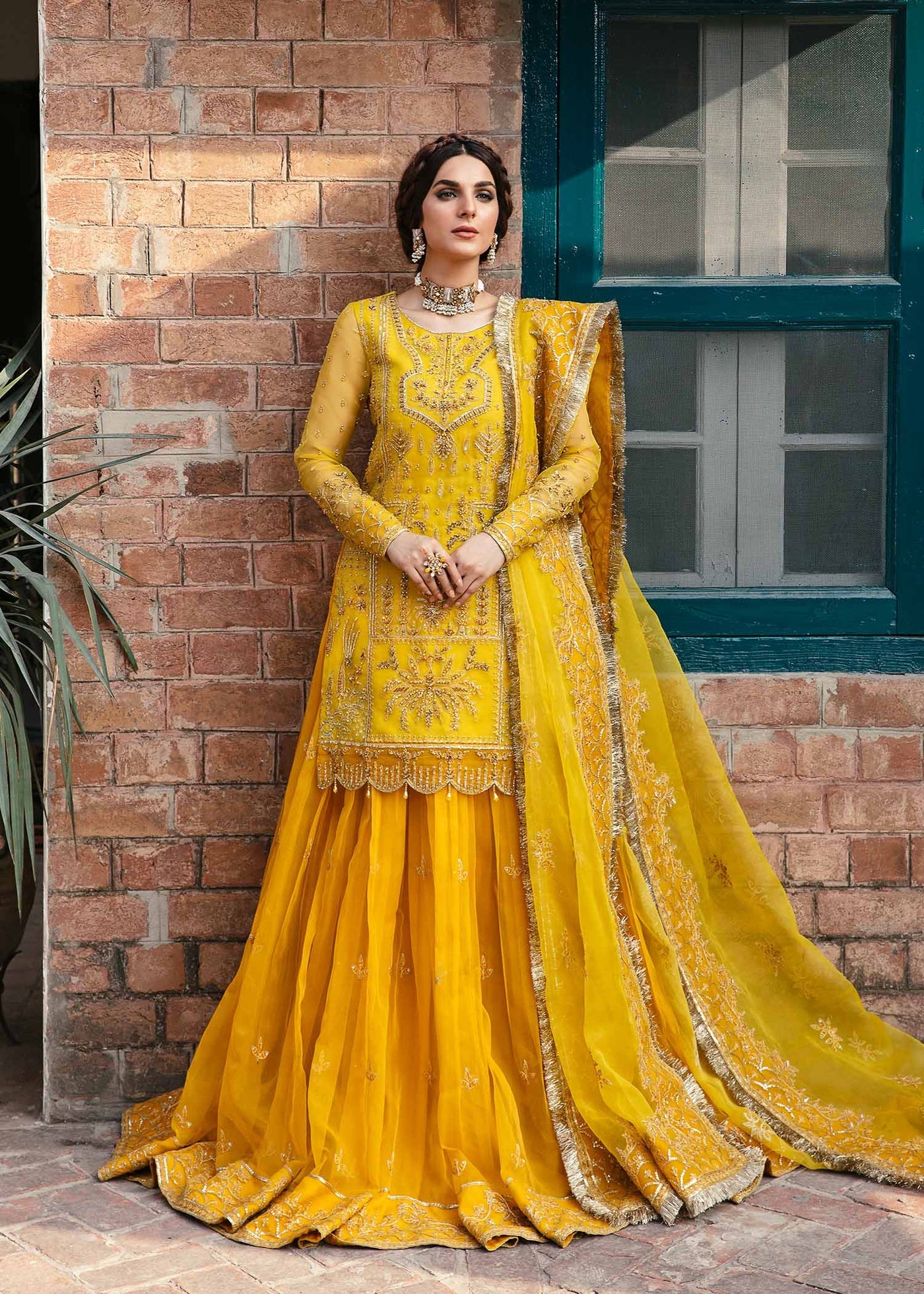 Explore a world of timeless fashion with the Royal Club Clothing collection! From exquisitely crafted bridal wear to chic everyday essentials, our designs combine tradition with contemporary flair.

#NewArrival ❤️‍🔥❤️‍🔥❤️‍🔥

Presenting this mesmerising